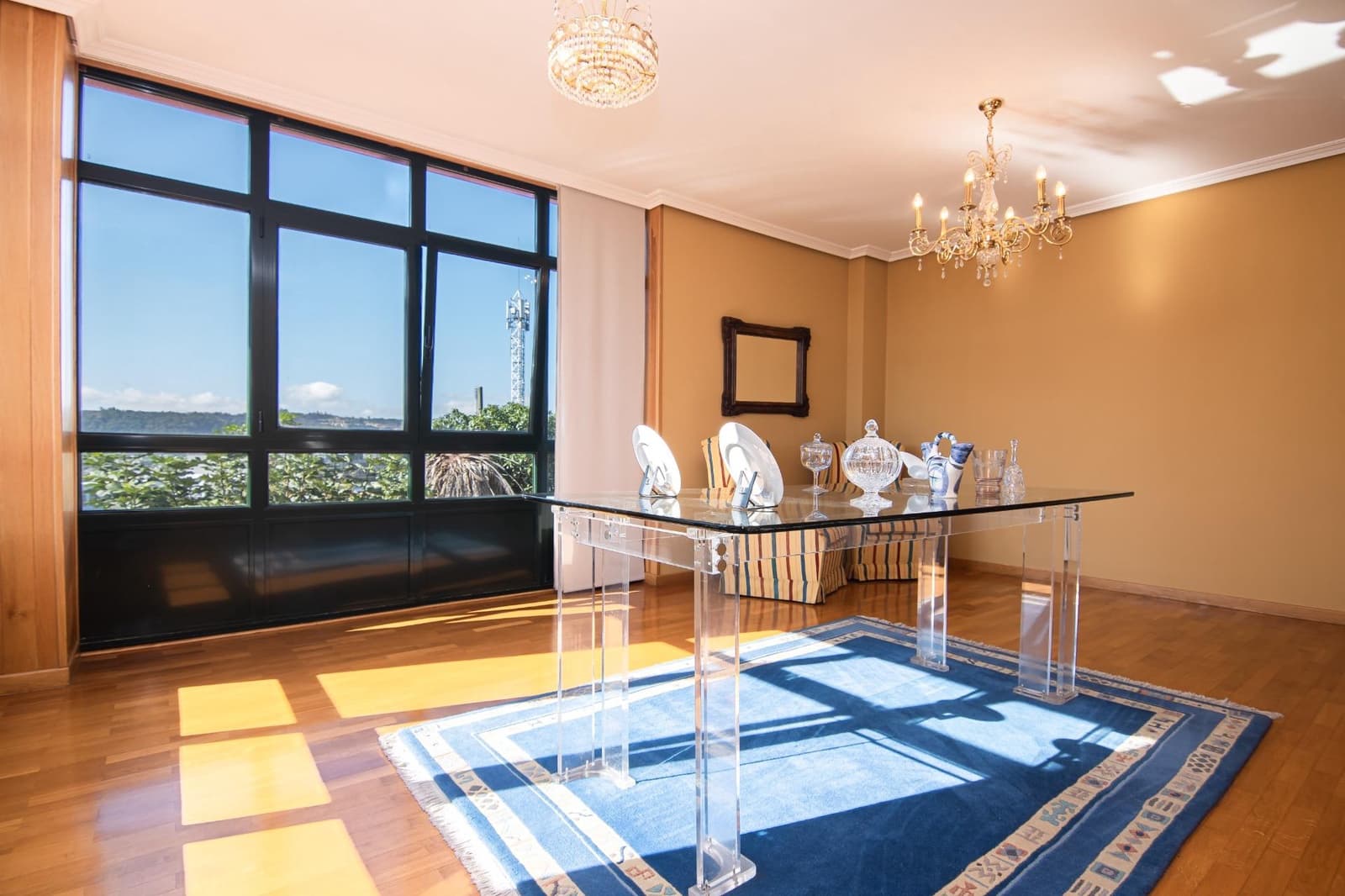 5 makuuhuone Huvila myytävänä paikassa A Coruna kaupunki - 570 000 € (Ref: 10049511)