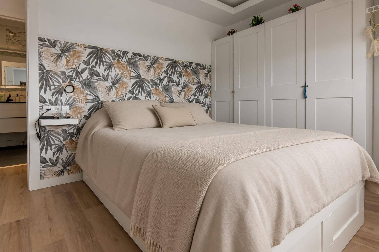 2 soverom Leilighet til salgs i La Coruna by - € 475 000 (Ref: 10059300)