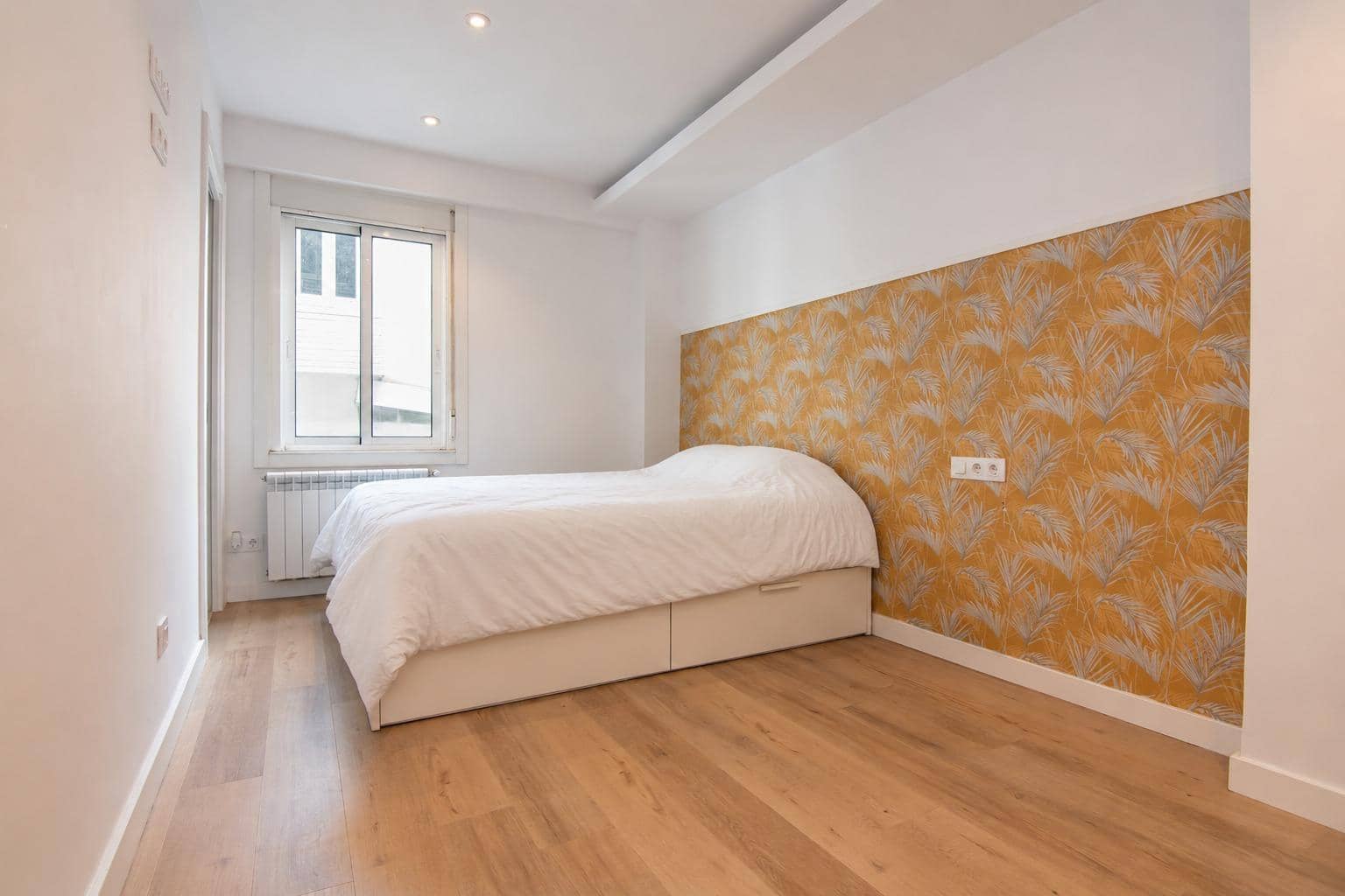 2 soverom Leilighet til salgs i La Coruna by - € 475 000 (Ref: 10059300)