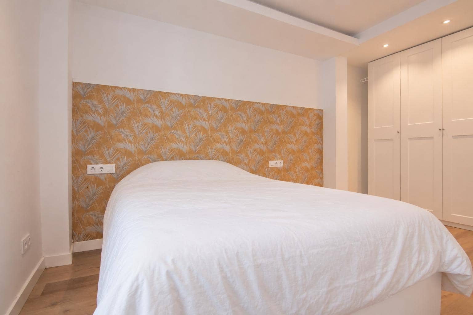 2 soverom Leilighet til salgs i La Coruna by - € 475 000 (Ref: 10059300)