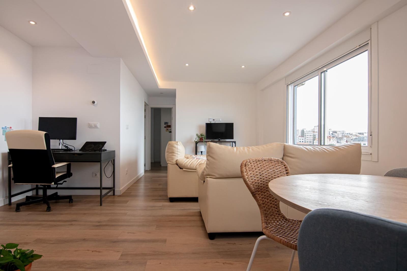 2 soverom Leilighet til salgs i La Coruna by - € 475 000 (Ref: 10059300)