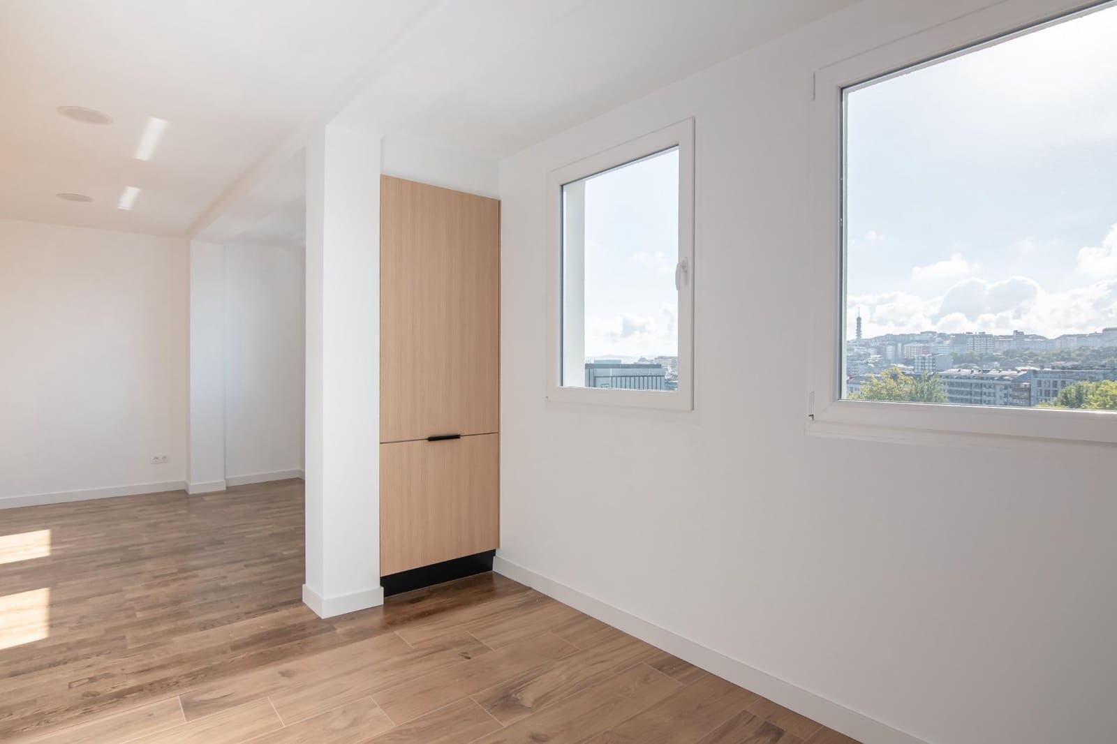 3 slaapkamer Flat te koop in A Coruna stad - € 360.000 (Ref: 10094860)
