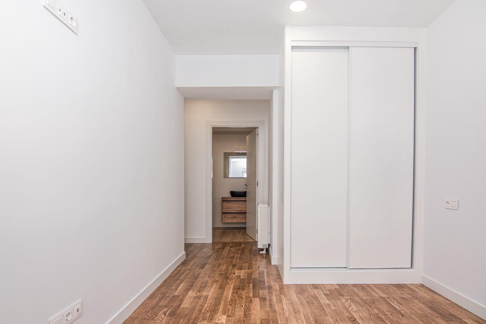 3 slaapkamer Flat te koop in A Coruna stad - € 360.000 (Ref: 10094860)