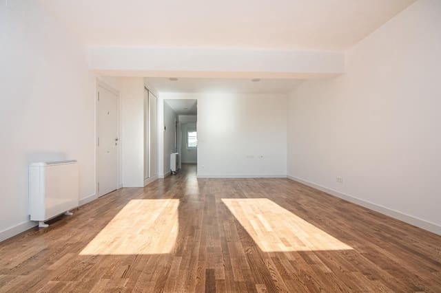 3 slaapkamer Flat te koop in A Coruña stad - € 360.000 (Ref: 10094860)