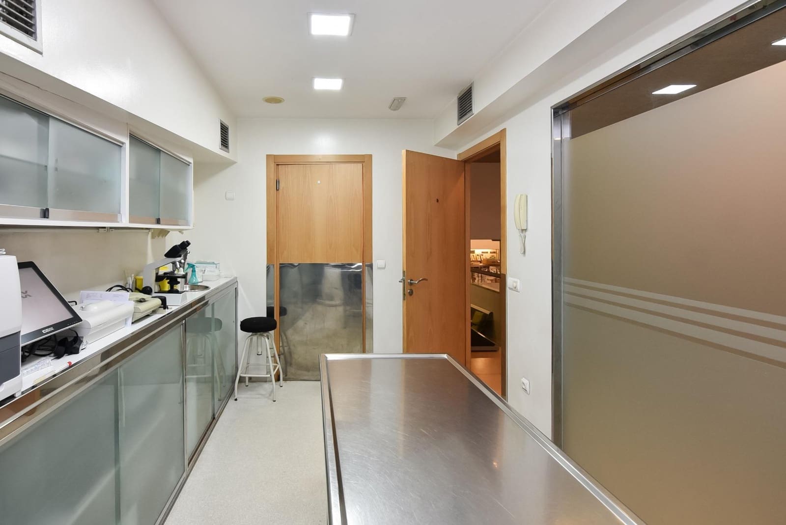 Kommersiell till salu i A Coruna stad - 95 000 € (Ref: 10177352)