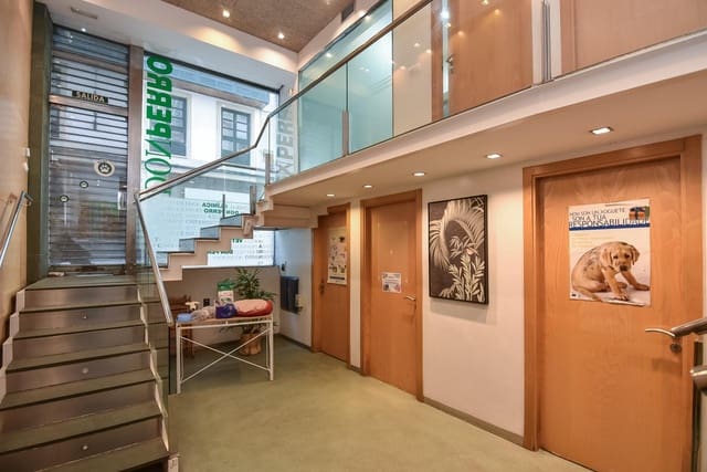 Kommersiell till salu i A Coruña stad - 95 000 € (Ref: 10177352)