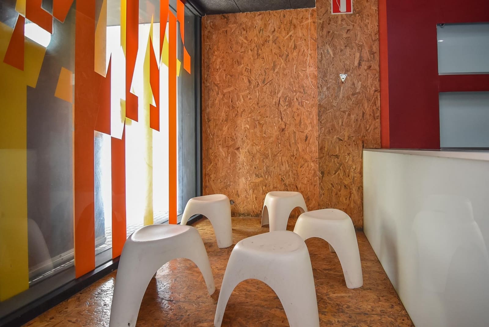 Erhverv til salg i A Coruna by - € 110.000 (Ref: 9185759)