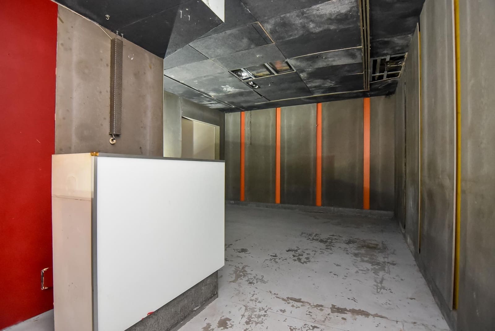 Erhverv til salg i A Coruna by - € 110.000 (Ref: 9185759)