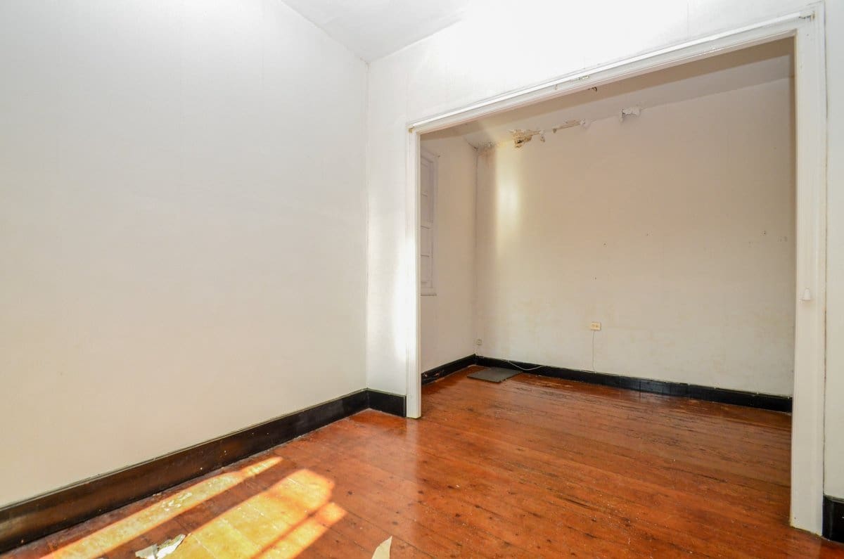 Erhverv til salg i Naron - € 90.000 (Ref: 9185760)