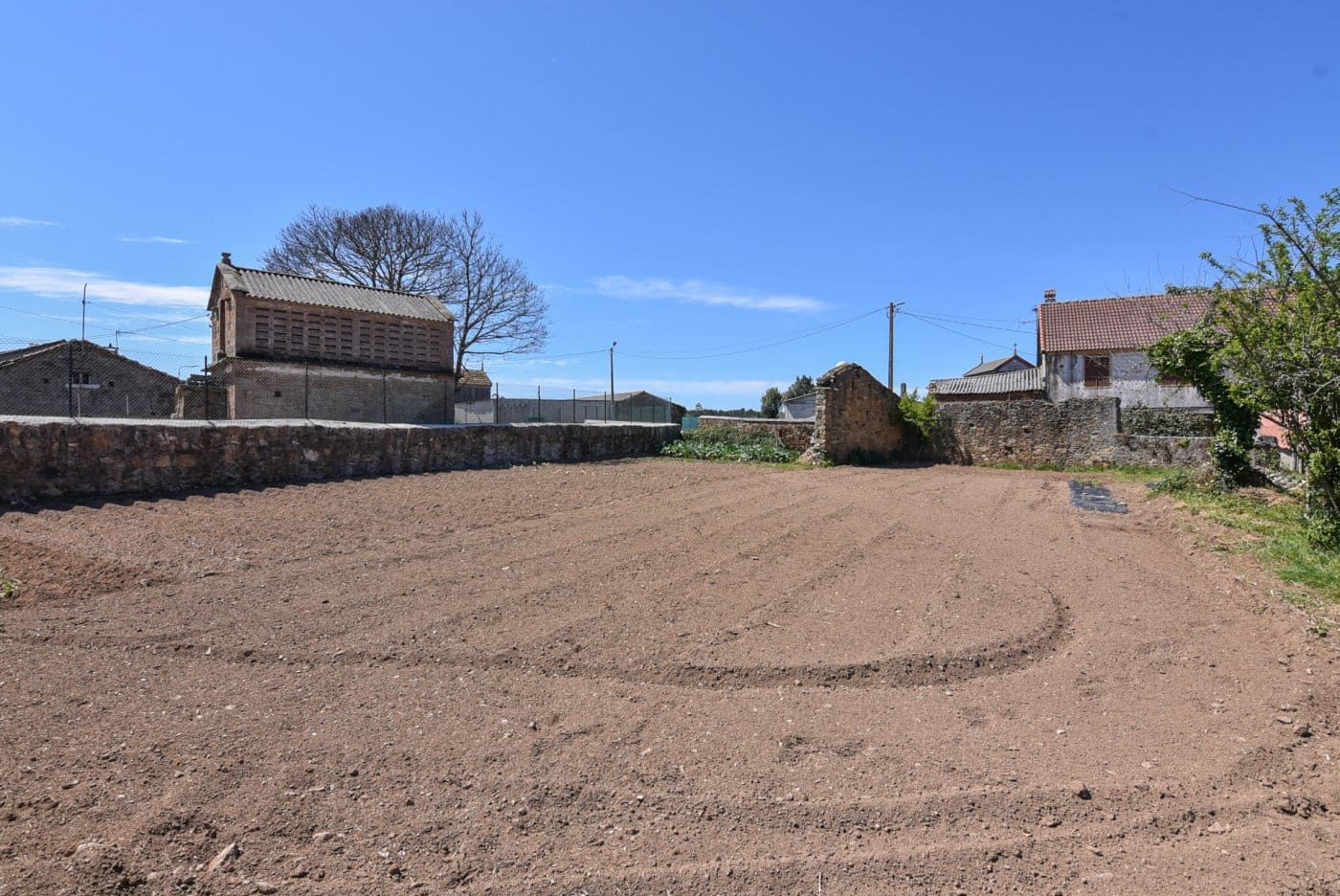 Building Plot for sale in Carballo - € 48,000 (Ref: 9185767)