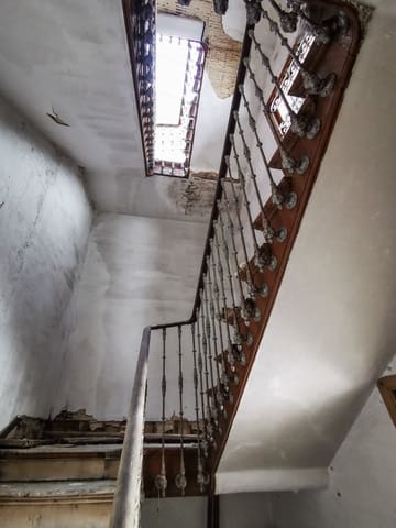 Erhverv til salg i Santiago de Compostela - € 750.000 (Ref: 9185768)