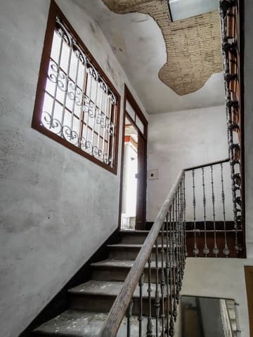 Erhverv til salg i Santiago de Compostela - € 750.000 (Ref: 9185768)