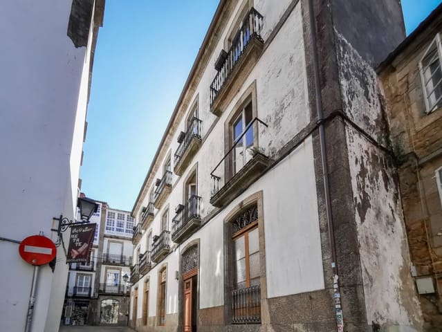 Erhverv til salg i Santiago de Compostela - € 750.000 (Ref: 9185768)