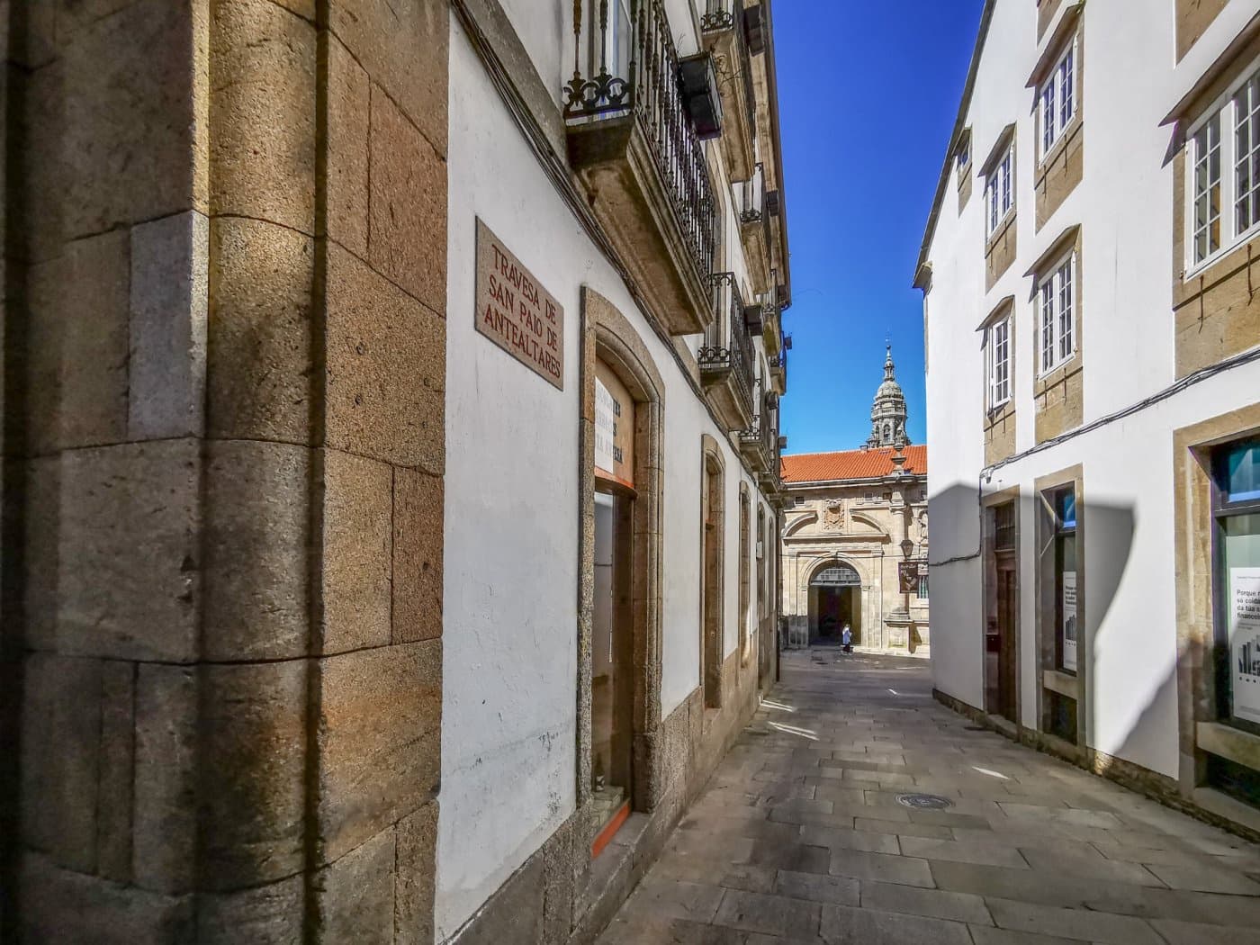 Erhverv til salg i Santiago de Compostela - € 750.000 (Ref: 9185768)