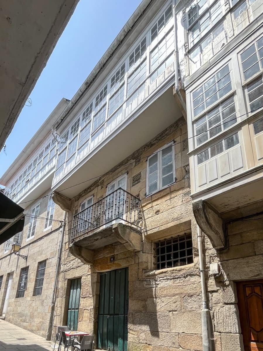 Byhus til salg i Pontedeume - € 625.000 (Ref: 9185772)