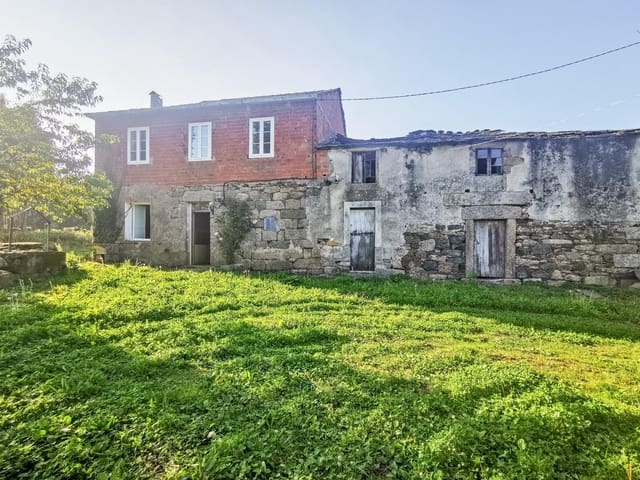 Finca/Country House for sale in Guitiriz - € 175,000 (Ref: 9185778)