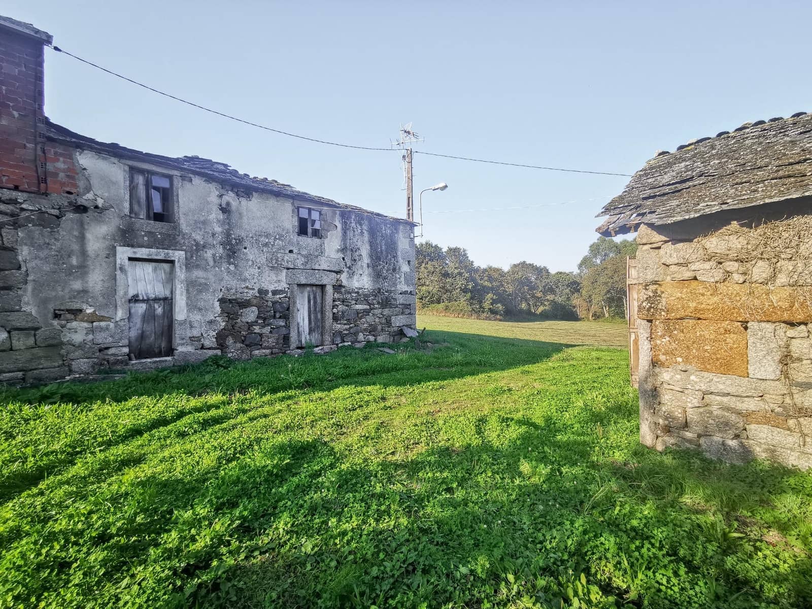 Finca/Country House for sale in Guitiriz - € 175,000 (Ref: 9185778)