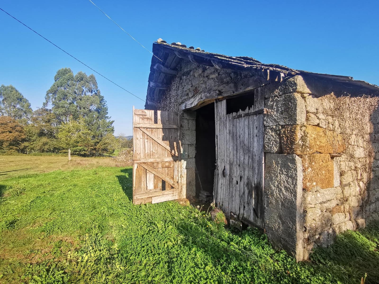 Finca/Country House for sale in Guitiriz - € 175,000 (Ref: 9185778)