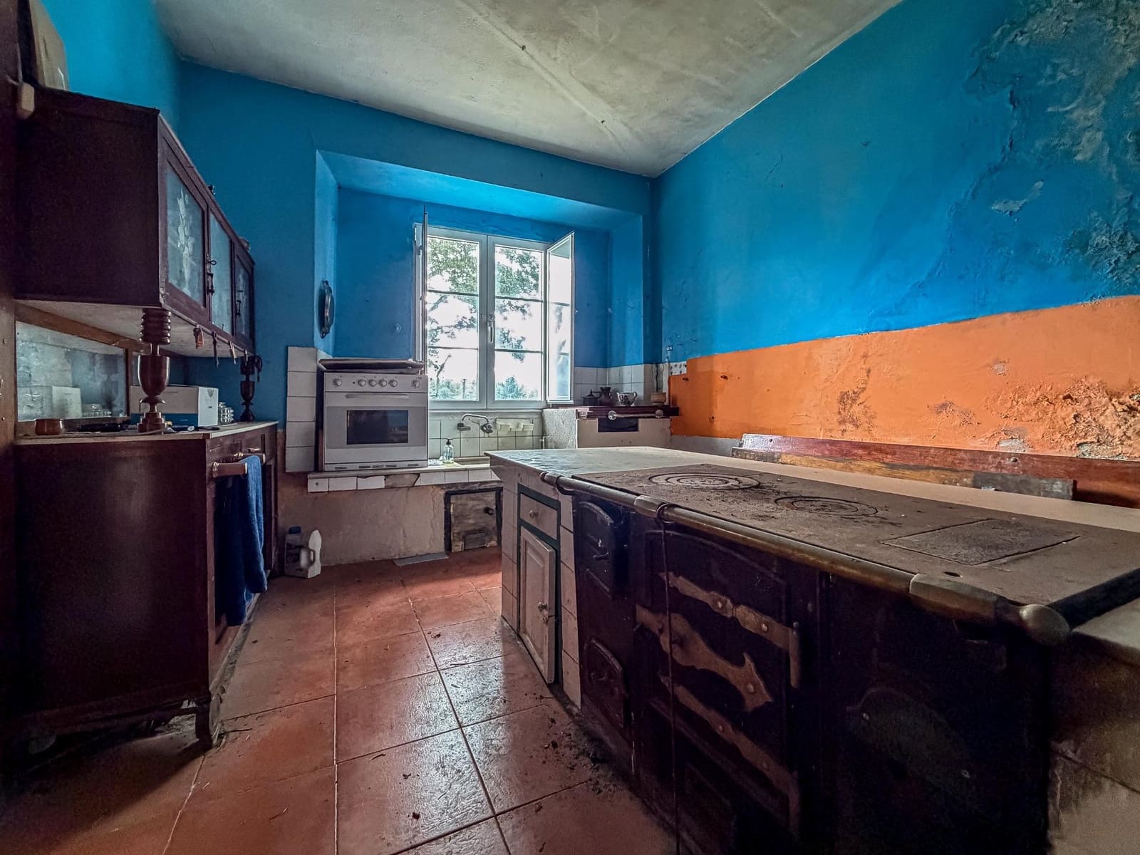Finca/Herregård til salgs i Guitiriz - € 175 000 (Ref: 9185778)