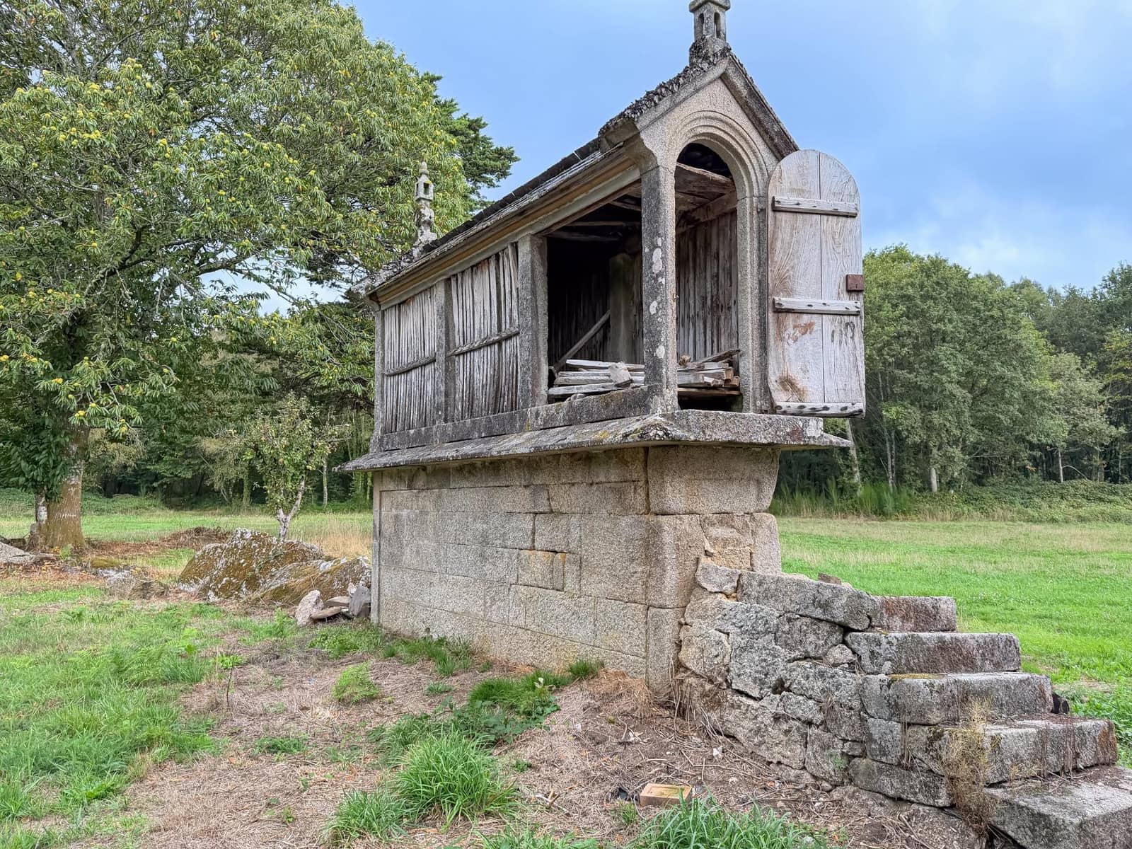 Finca/Herregård til salgs i Guitiriz - € 175 000 (Ref: 9185778)