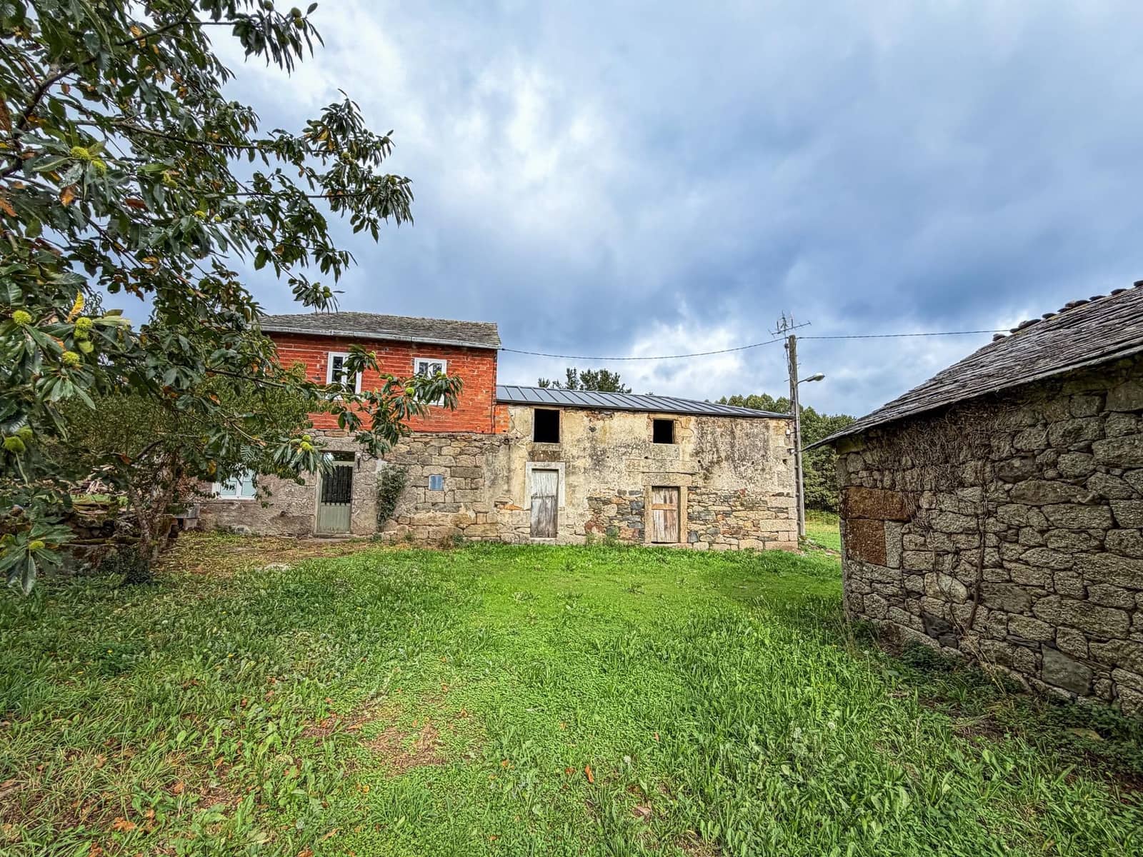 Finca/Herregård til salgs i Guitiriz - € 175 000 (Ref: 9185778)