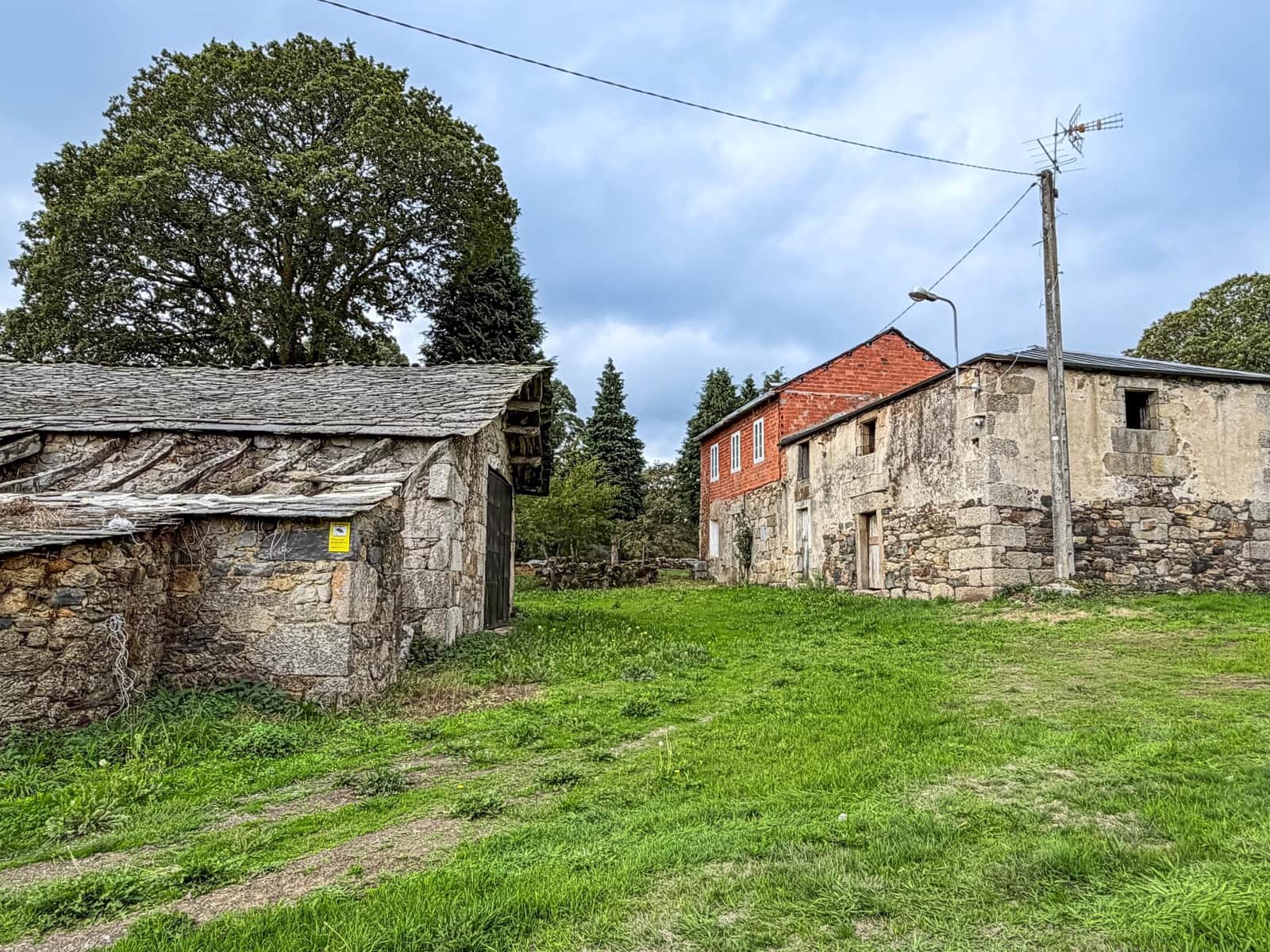 Finca/Herregård til salgs i Guitiriz - € 175 000 (Ref: 9185778)