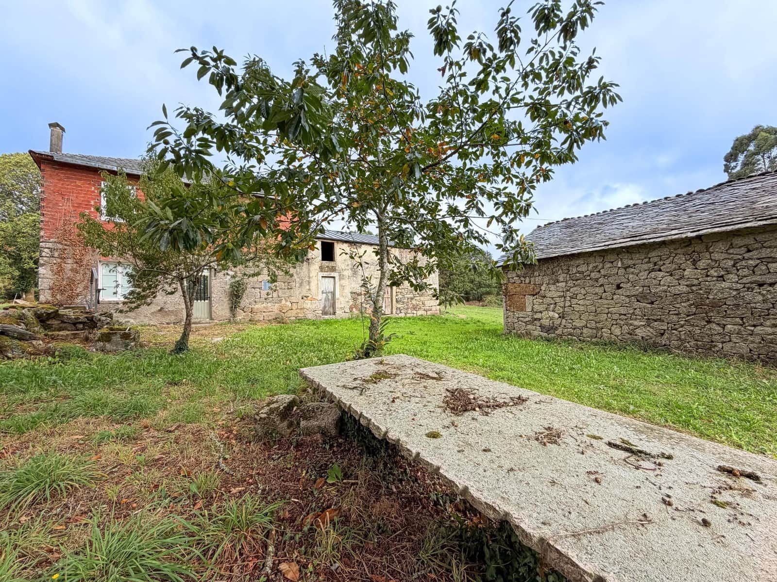 Finca/Herregård til salgs i Guitiriz - € 175 000 (Ref: 9185778)
