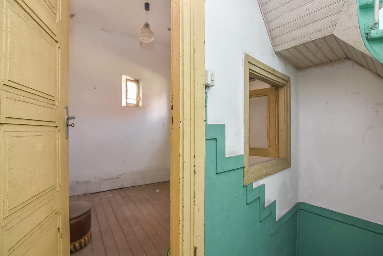 6 soveværelse Byhus til salg i Marin - € 125.000 (Ref: 9185783)