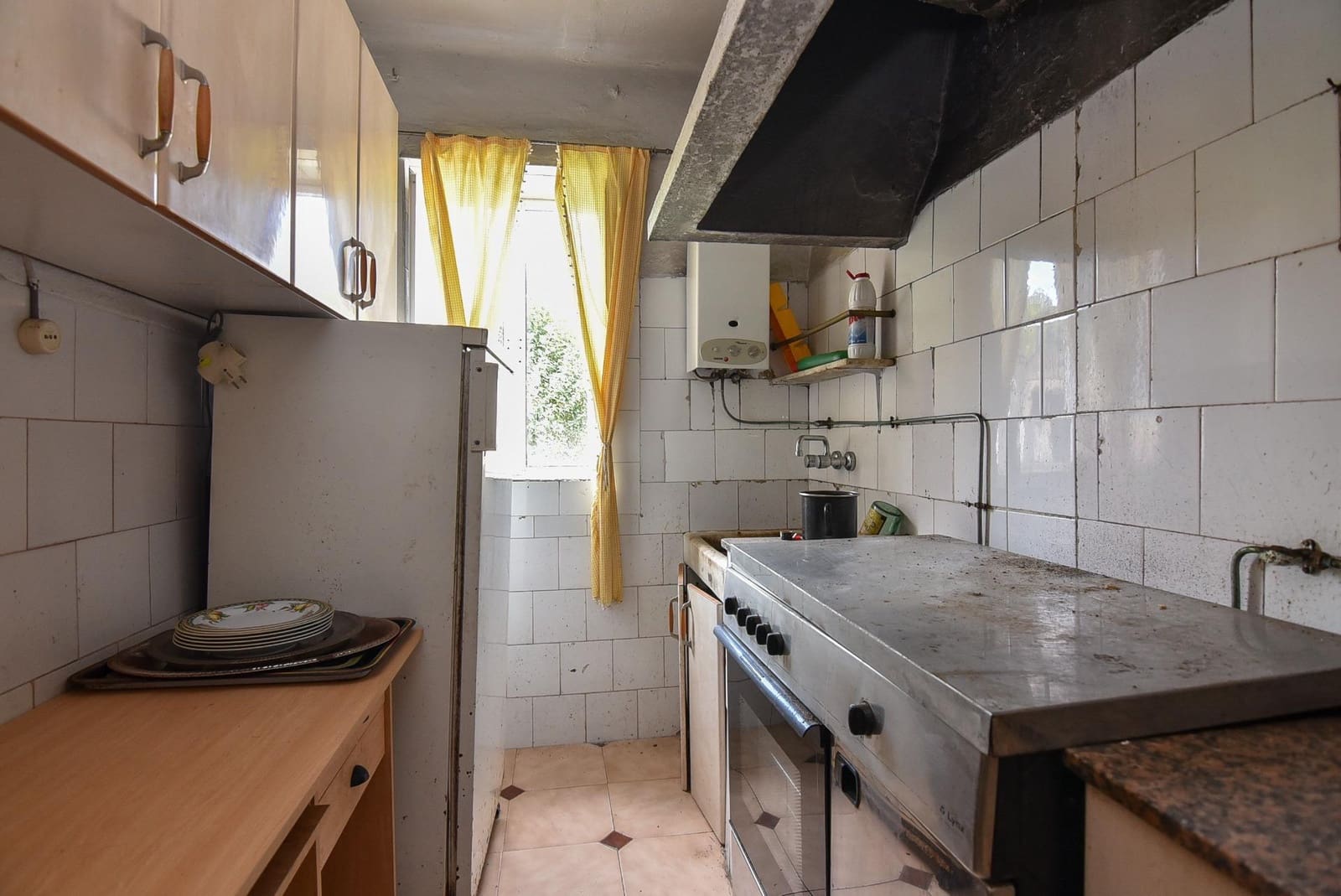 6 soveværelse Byhus til salg i Marin - € 125.000 (Ref: 9185783)