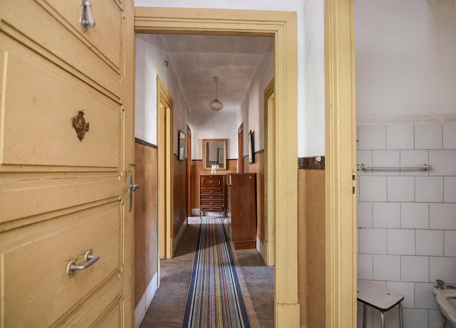 6 soveværelse Byhus til salg i Marin - € 125.000 (Ref: 9185783)