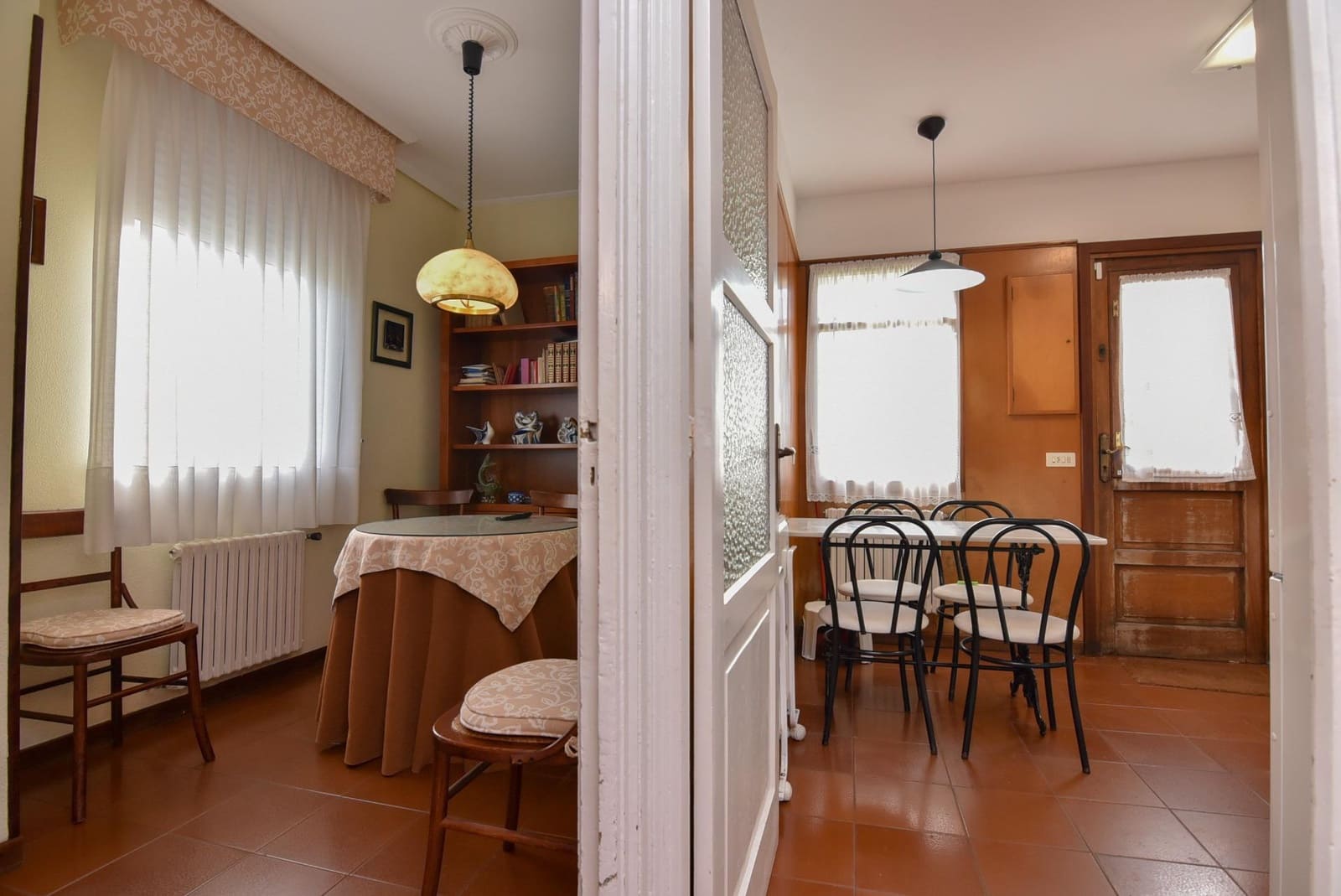 6 bedroom Villa for sale in A Coruna city with garage - € 950,000 (Ref: 9185785)