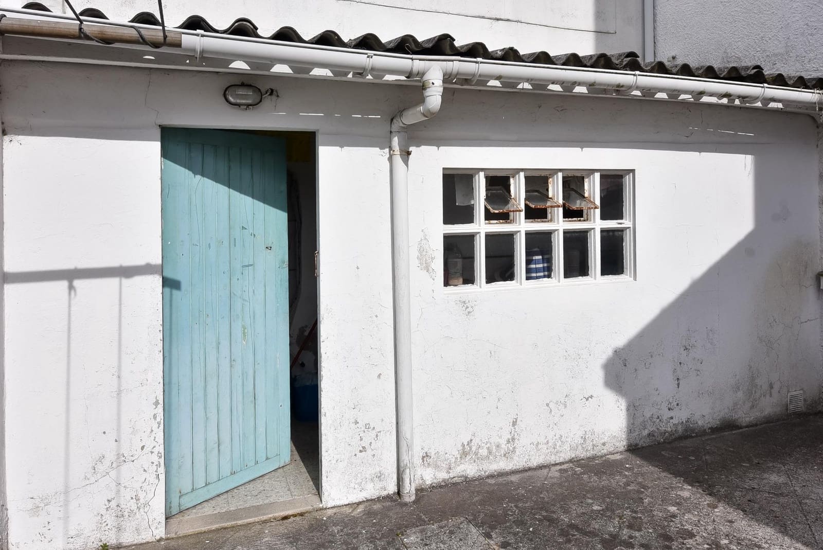 6 bedroom Villa for sale in A Coruna city with garage - € 950,000 (Ref: 9185785)