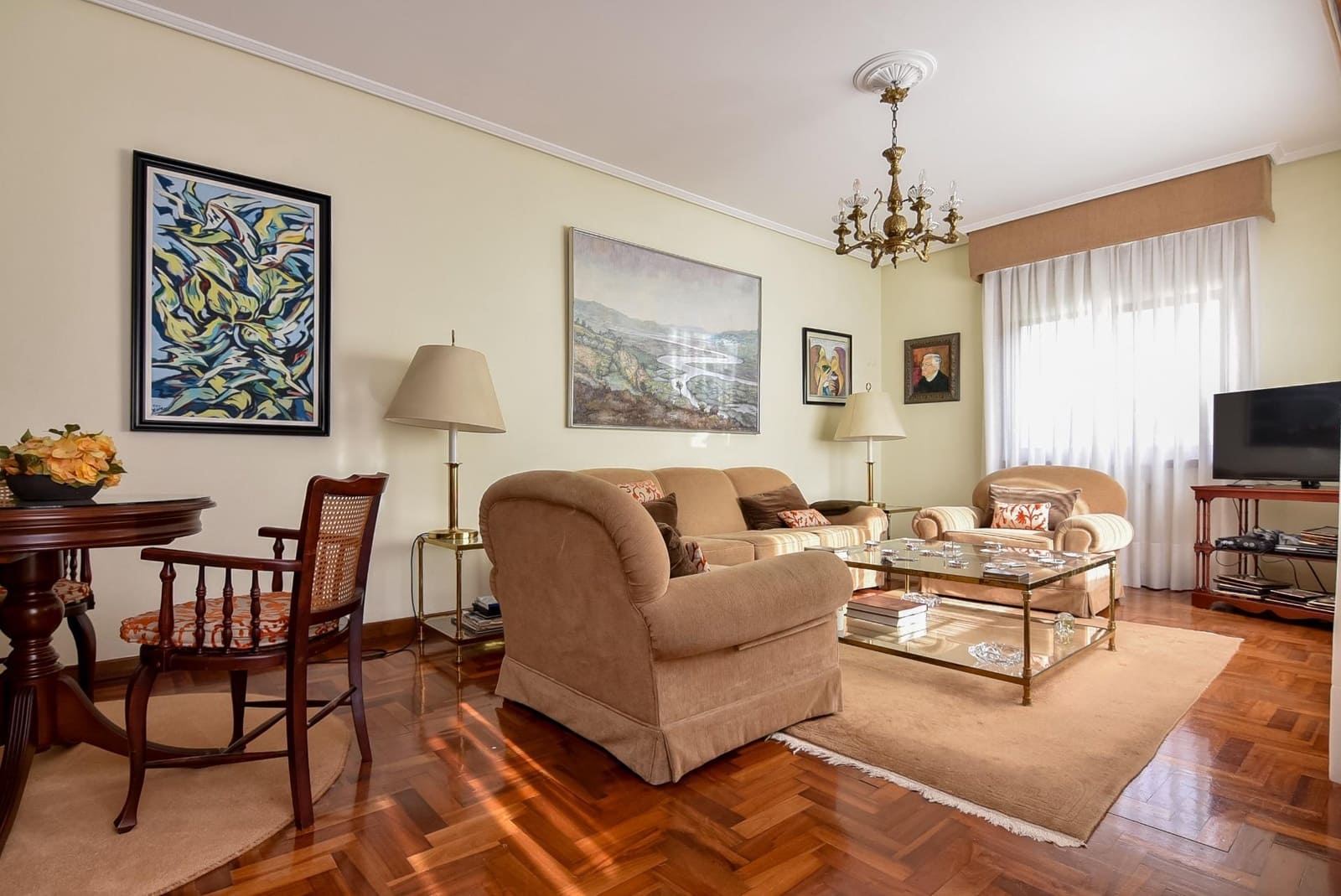 6 bedroom Villa for sale in A Coruna city with garage - € 950,000 (Ref: 9185785)