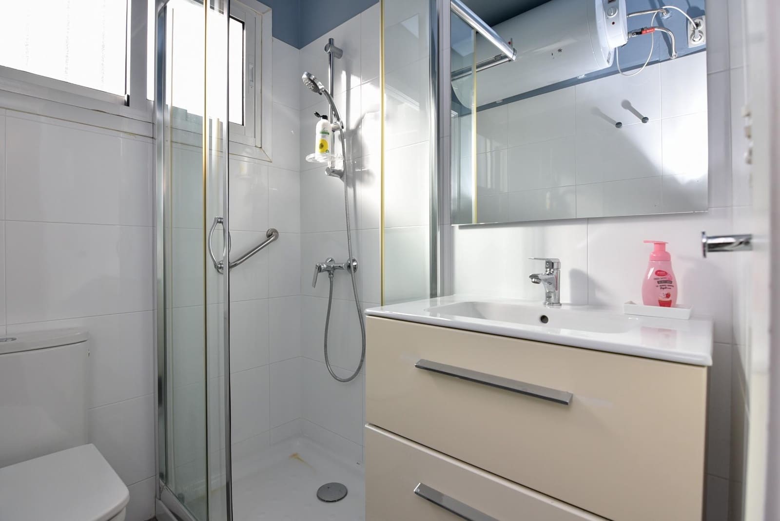 6 bedroom Villa for sale in A Coruna city with garage - € 950,000 (Ref: 9185785)