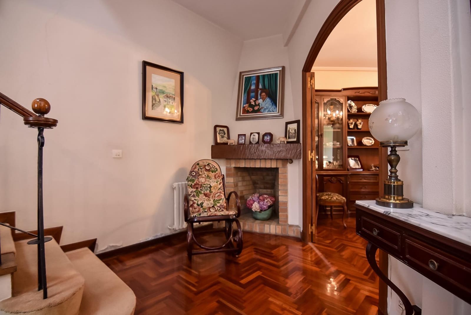 6 bedroom Villa for sale in A Coruna city with garage - € 950,000 (Ref: 9185785)