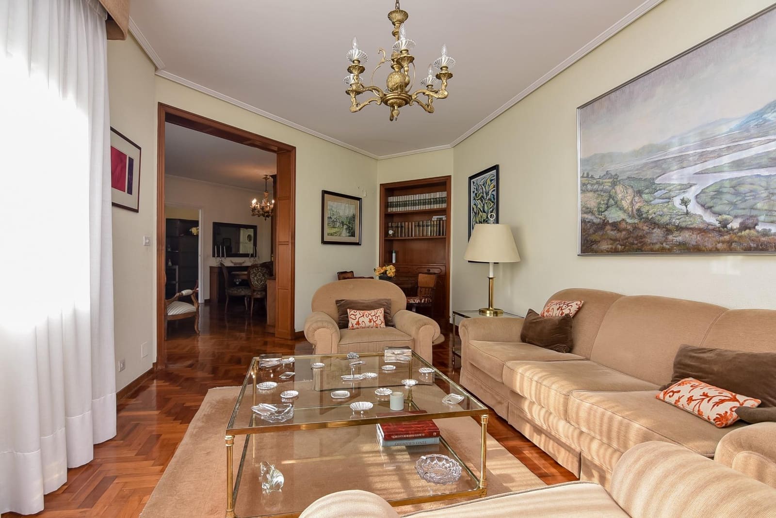 6 bedroom Villa for sale in A Coruna city with garage - € 950,000 (Ref: 9185785)