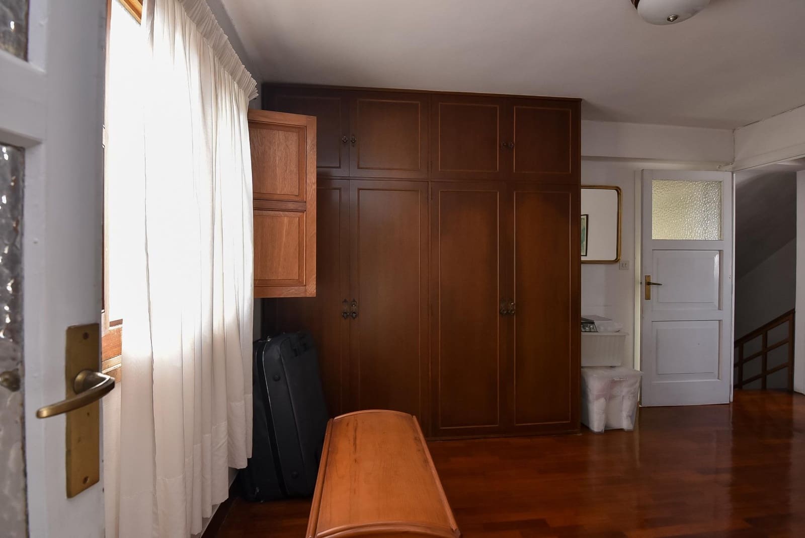 6 bedroom Villa for sale in A Coruna city with garage - € 950,000 (Ref: 9185785)