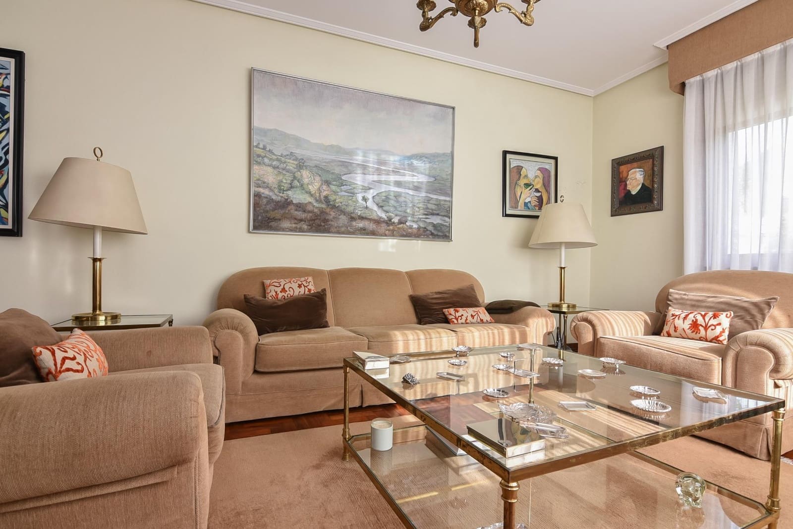 6 bedroom Villa for sale in A Coruna city with garage - € 950,000 (Ref: 9185785)