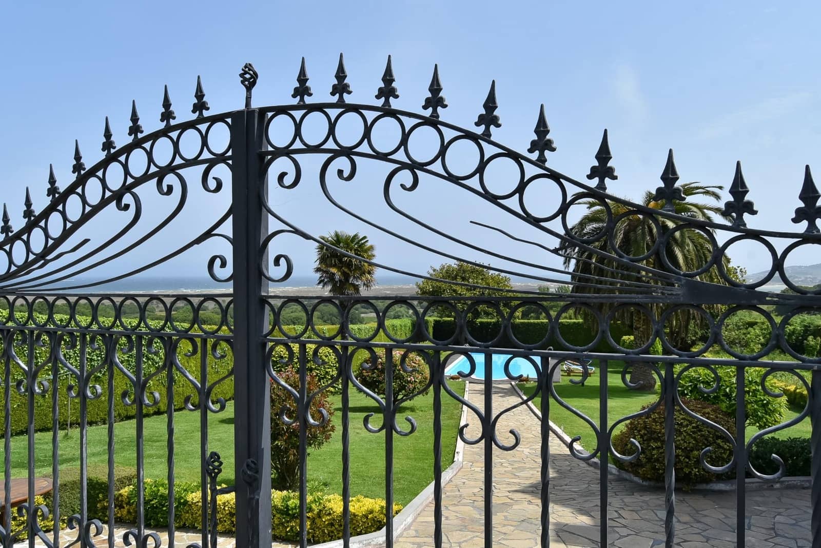 7 slaapkamer Villa te koop in Carballo met zwembad - € 480.000 (Ref: 9185786)