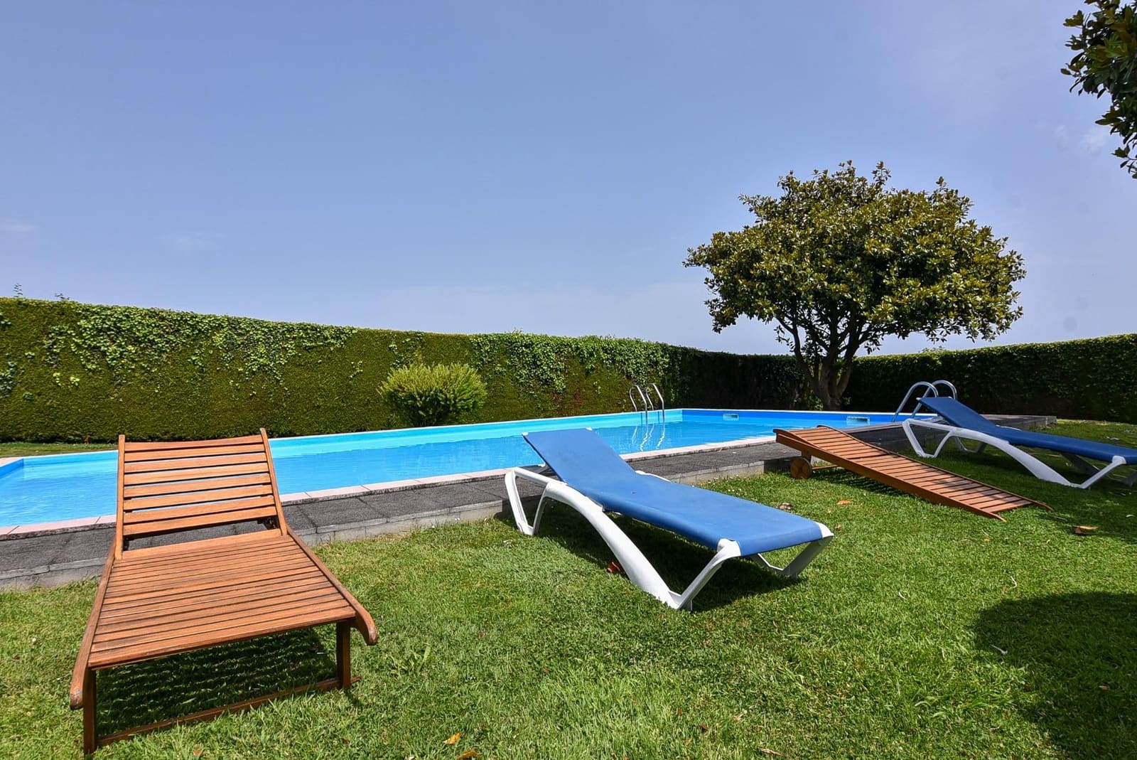 7 slaapkamer Villa te koop in Carballo met zwembad - € 480.000 (Ref: 9185786)