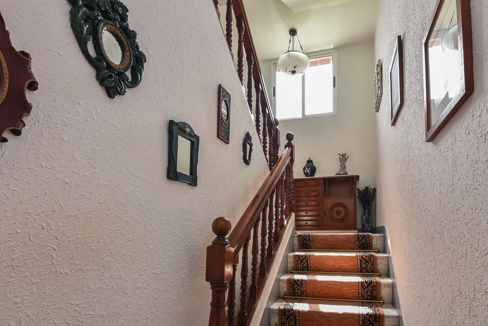 7 soveværelse Villa til salg i Carballo med swimmingpool - € 480.000 (Ref: 9185786)