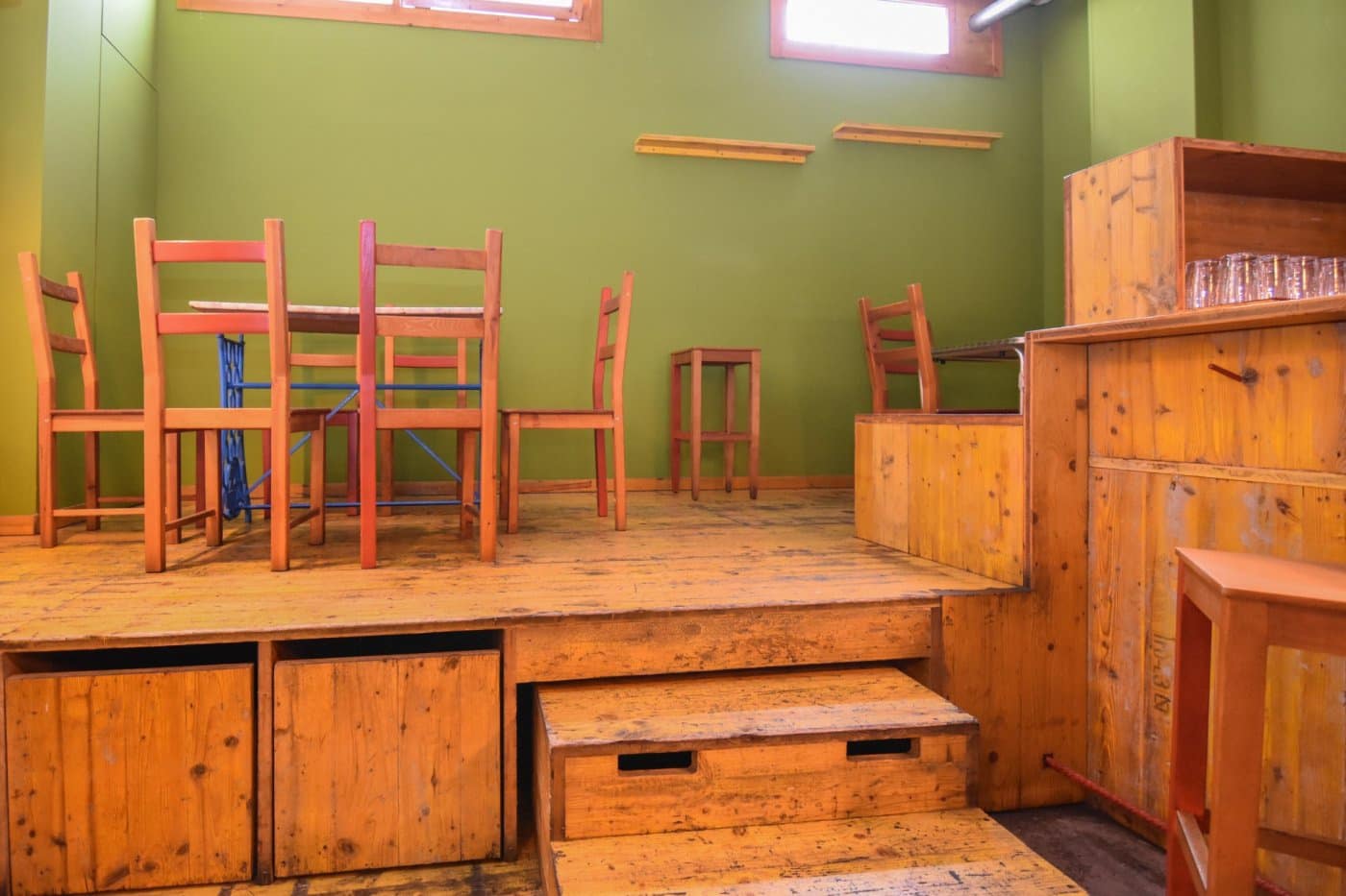 Kommersiell til salgs i La Coruna by - € 135 000 (Ref: 9185787)