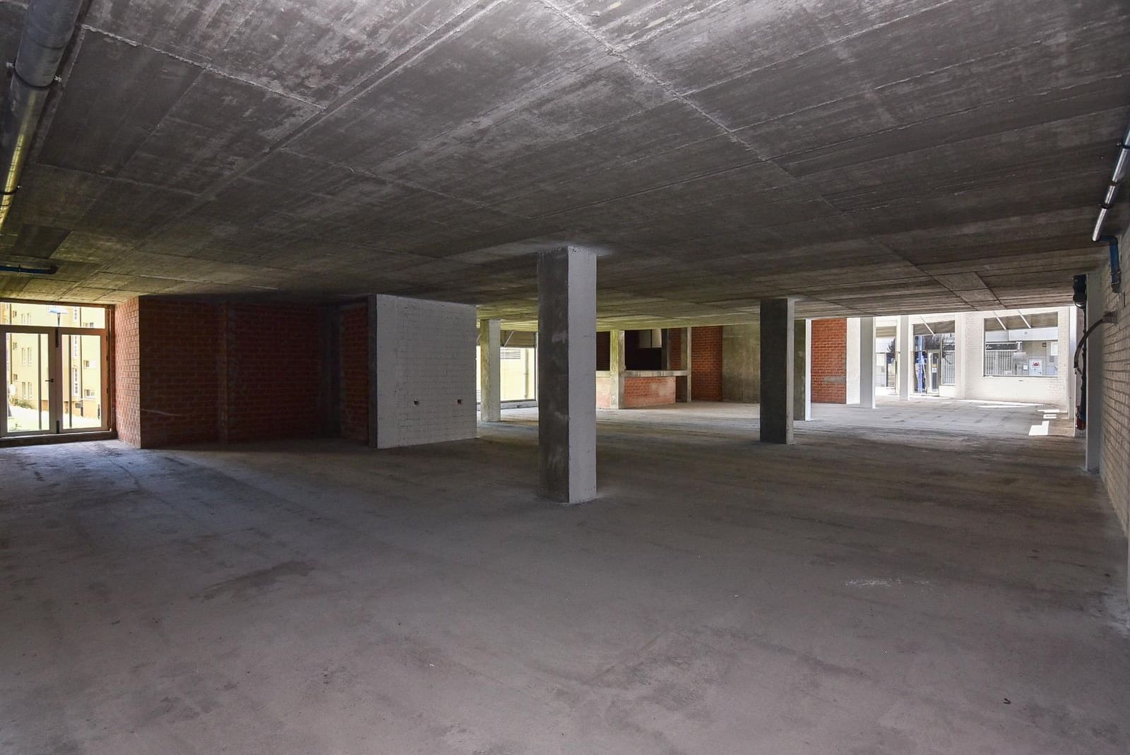 Erhverv til leje i Culleredo - € 700 (Ref: 9185788)