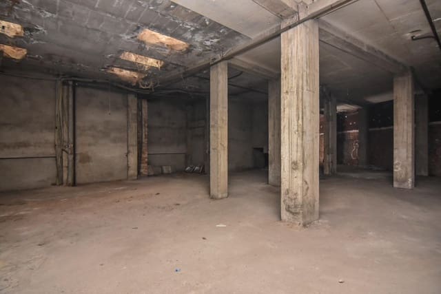 Comercial para venda em Corunha cidade - 550 000 € (Ref: 9185789)