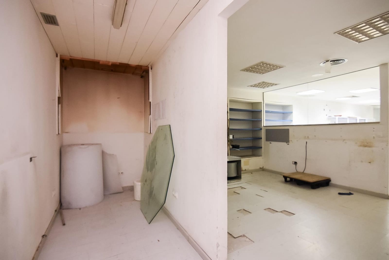 Erhverv til salg i A Coruna by - € 330.000 (Ref: 9185791)