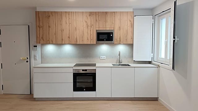3 soverom Leilighet til salgs i La Coruña by - € 355 000 (Ref: 9185796)