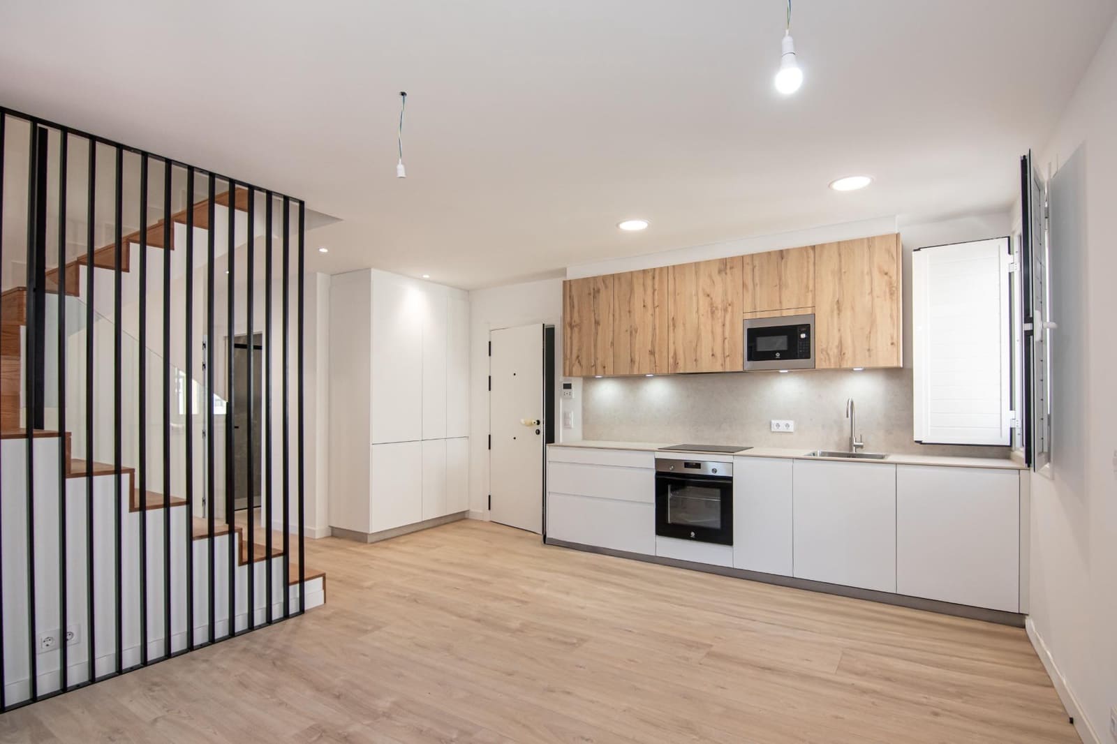 3 slaapkamer Appartement te koop in A Coruna stad - € 355.000 (Ref: 9185796)