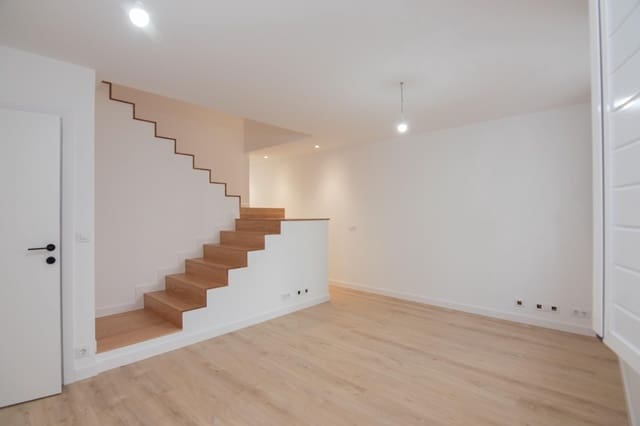 3 makuuhuone Huoneisto myytävänä paikassa A Coruña kaupunki - 335 000 € (Ref: 9185797)