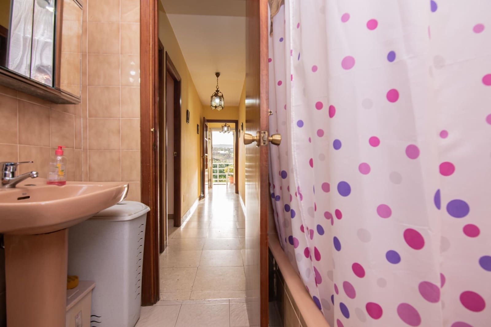 4 bedroom Villa for sale in Coiros with garage - € 180,000 (Ref: 9185802)