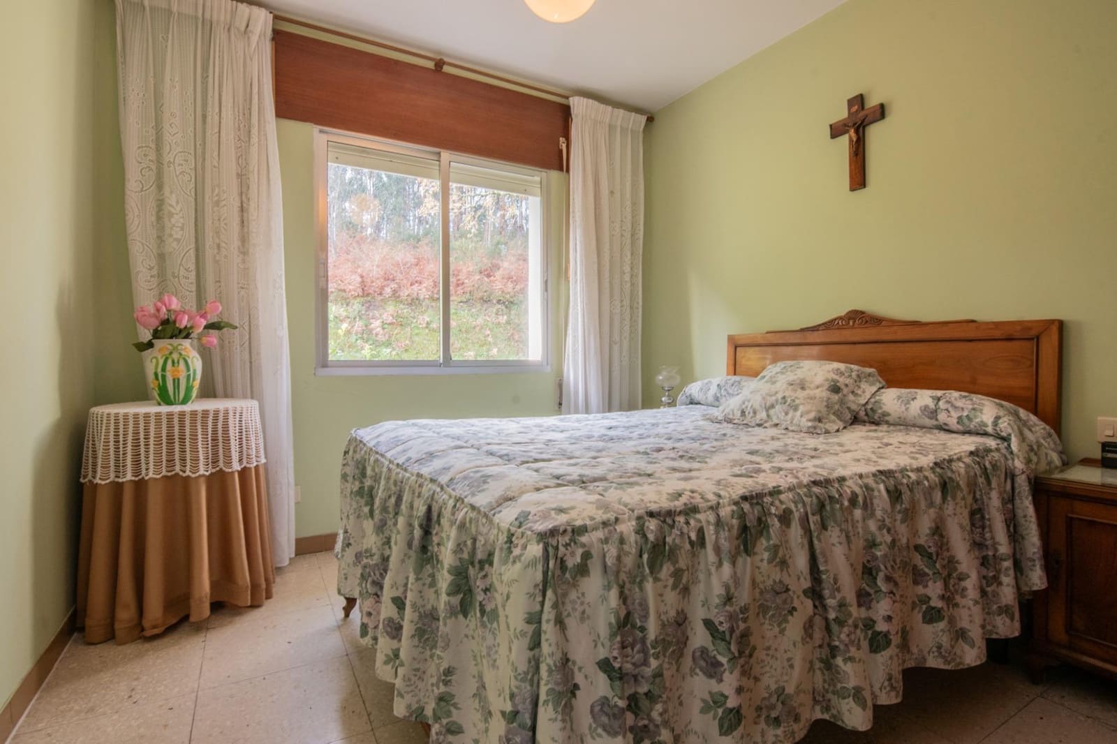 4 sypialnia Willa na sprzedaż w Coiros z garażem - 180 000 € (Ref: 9185802)